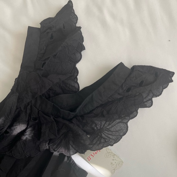 NWT asymmetrical top S - Picture 7 of 8